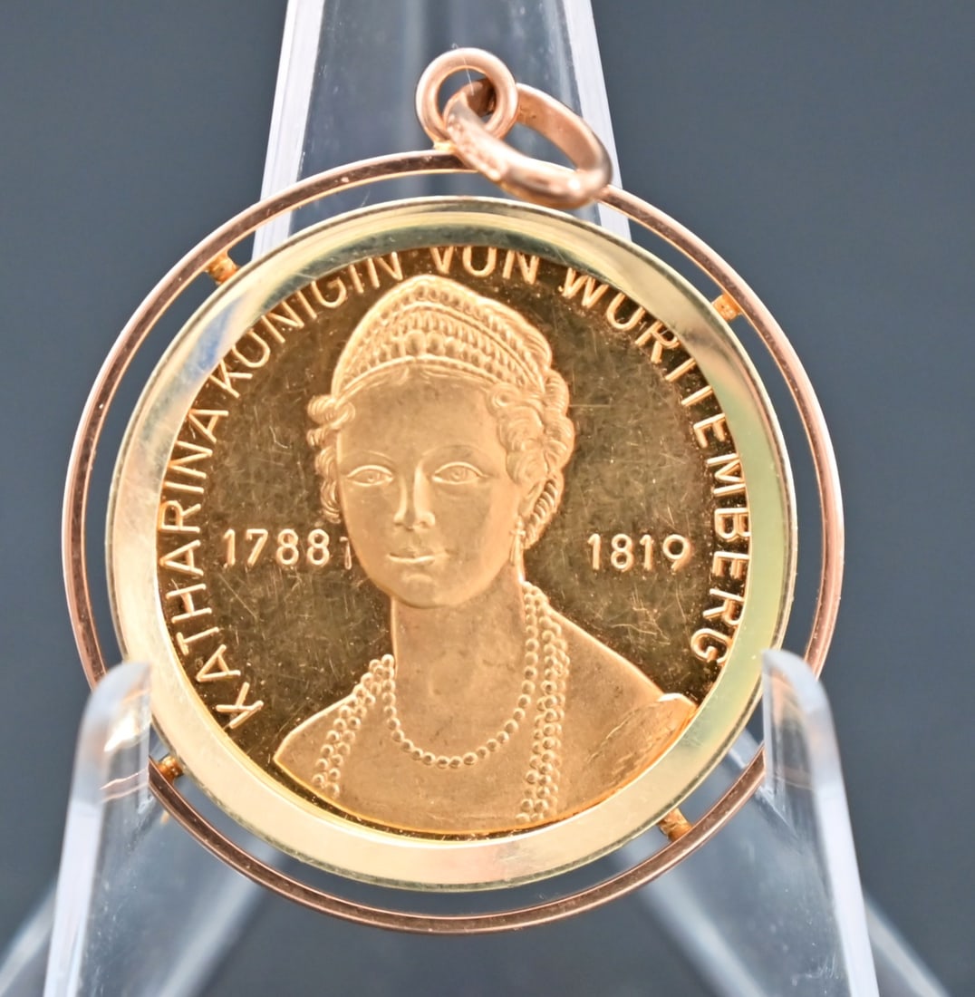 Goldmedaille - Königin Katharina von Württemberg; 17,80g: Goldmedaille - Königin Katharina von Württemberg; 17,80g 150 Jahre Landessparkasse Goldmedaille aus dem Jahr 1968, mit 585/14K Gold Fassung, rot und gelb Gold Polierte Platte- leicht verkrat