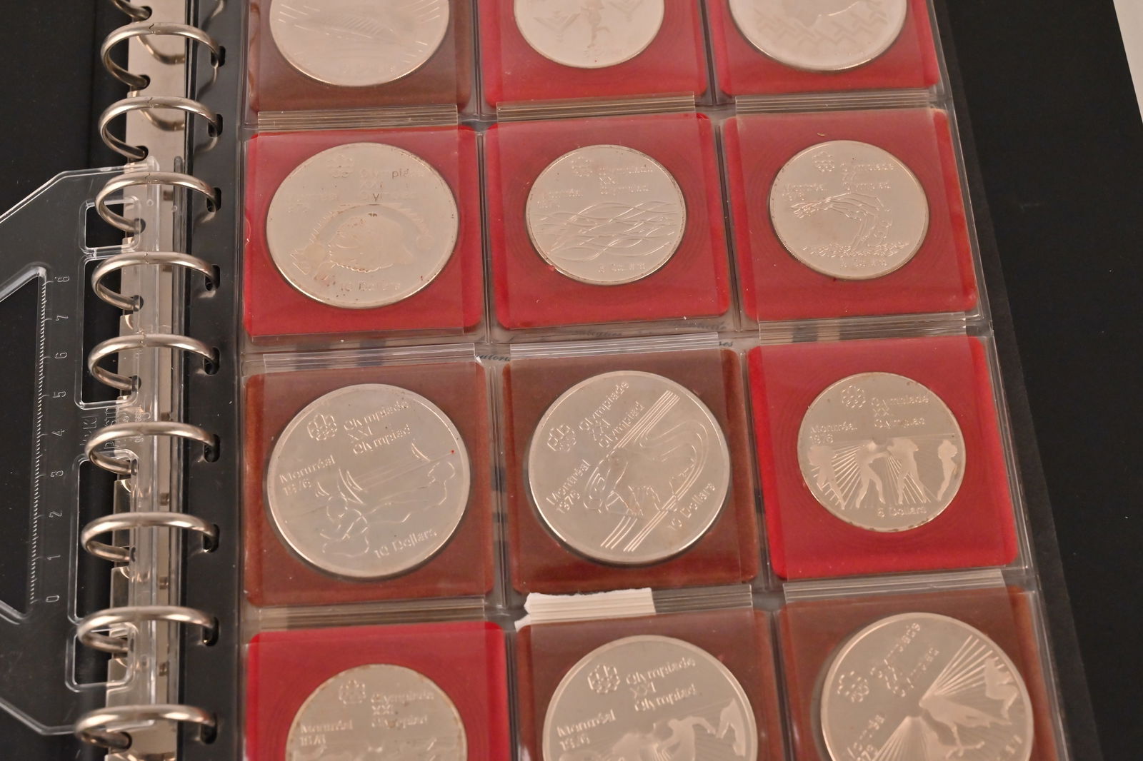 Canada Konvolut mit 5 - 10 Dollars, 1976, Silbermünzen: Canada Konvolut mit 5 - 10 Dollars, 1976, Silbermünzen 14 x 5 Dollars 197614 x 10 Dollars 1976Silber 0.925Gesamtgewicht: 969 g Feinsilber14 x 5 Dollars, 197614 x 10 Dollars, 1976Silver