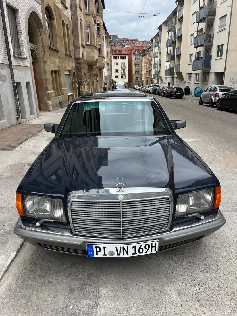 Mercedes Auto: Mercedes Auto Oldtimer Mercedes dunkelblau Classic Mercedes dark blue