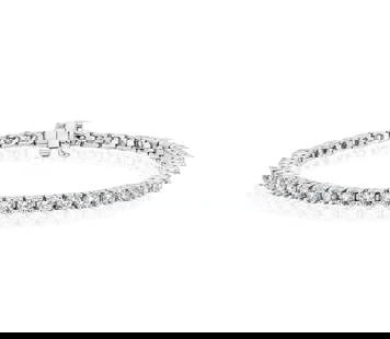 14K Yellow Gold Lab Grown Diamond 10.54 Ct.Tw. Tennis Bracelets: 14K Yellow Gold Lab Grown Diamond 10.54 Ct.Tw. Tennis Bracelets Clarity: SI Total Carat Weight: 10.54 Color: F-G Disclaimer: The images of jewelry displayed in this auction are for illustrative purpos