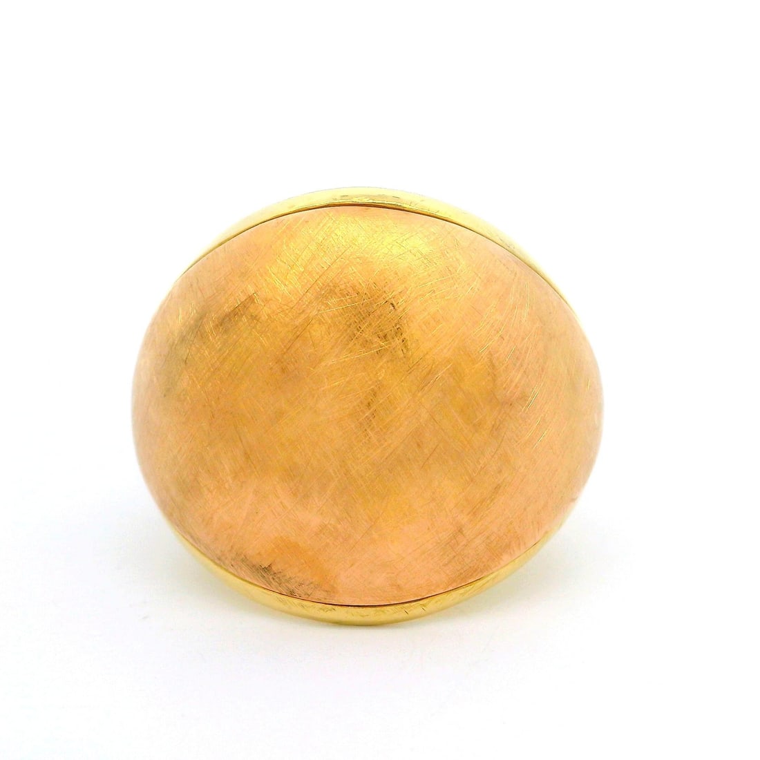 Chimento 18k Yellow Rose Gold Textured Dome Statement Ring: Chimento 18k Yellow Rose Gold Textured Dome Statement Ring Make a bold statement with this exquisite Chimento 18k Yellow & Rose Gold Textured Bombe Statement Ring. This dome-style ring features a uniq