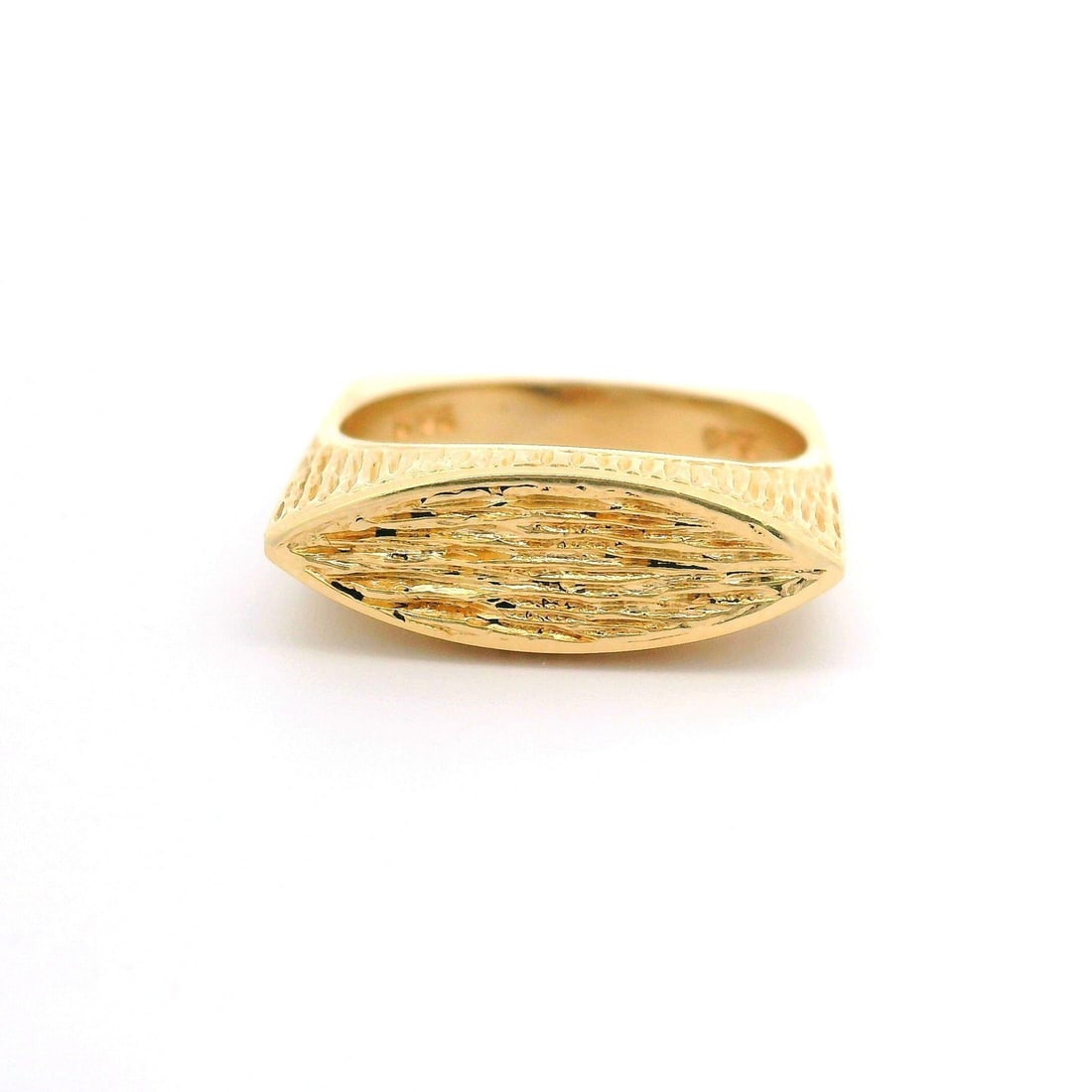 Vintage 14k Yellow Gold Textured Marquise Band Ring Size 6.25: Vintage 14k Yellow Gold Textured Marquise Band Ring Size 6.25 This vintage band ring features a distinctive textured design with a marquise shape and a squared shank. Crafted from solid 14k yellow gol