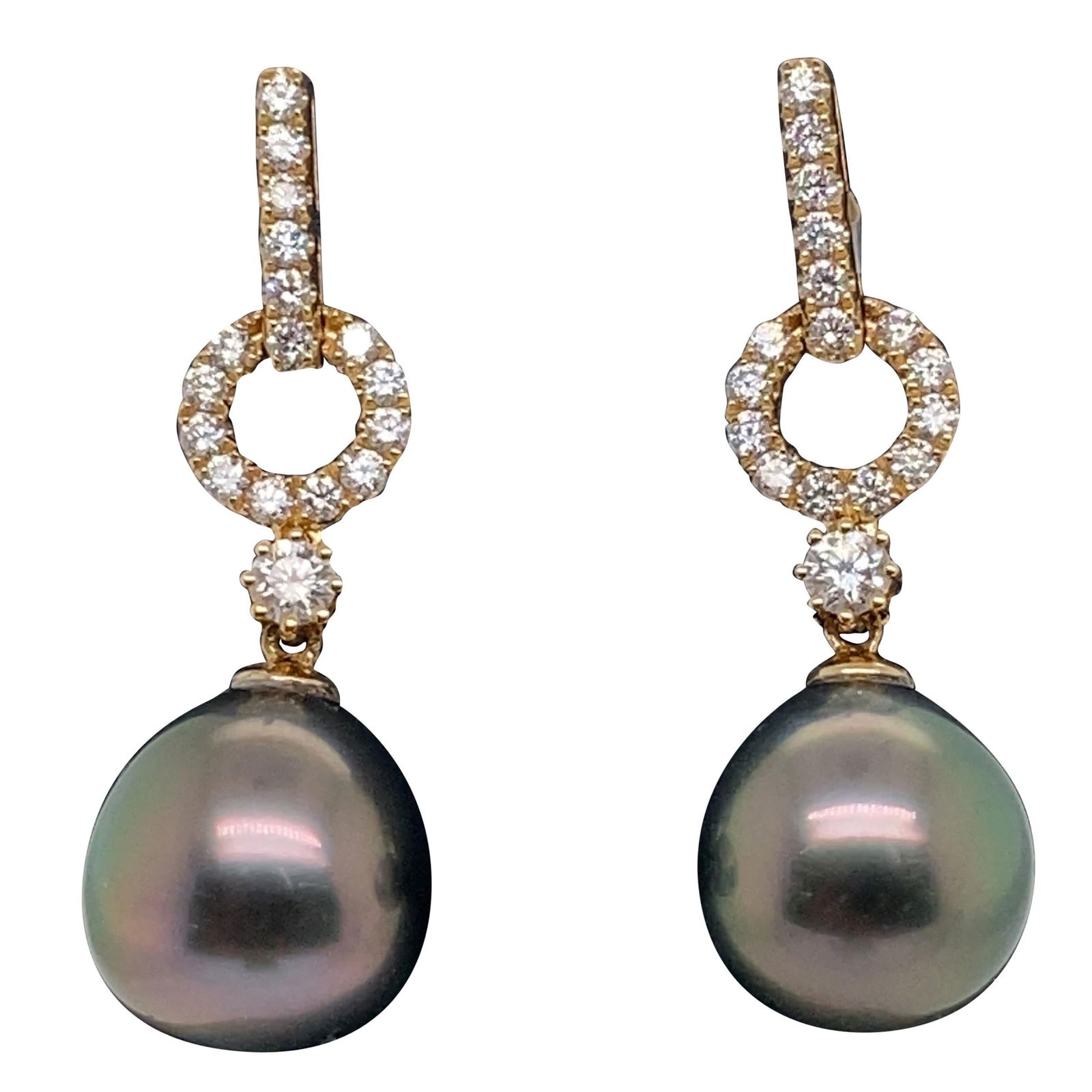 Harbor Diamonds Tahitian Pearl Diamond Drop Earrings 0.61 Carat 18K Yellow Gold: Harbor Diamonds Tahitian Pearl Diamond Drop Earrings 0.61 Carat 18K Yellow Gold Elevate your elegance with these stunning drop earrings, crafted from 18K yellow gold. Each earring features two exquisi