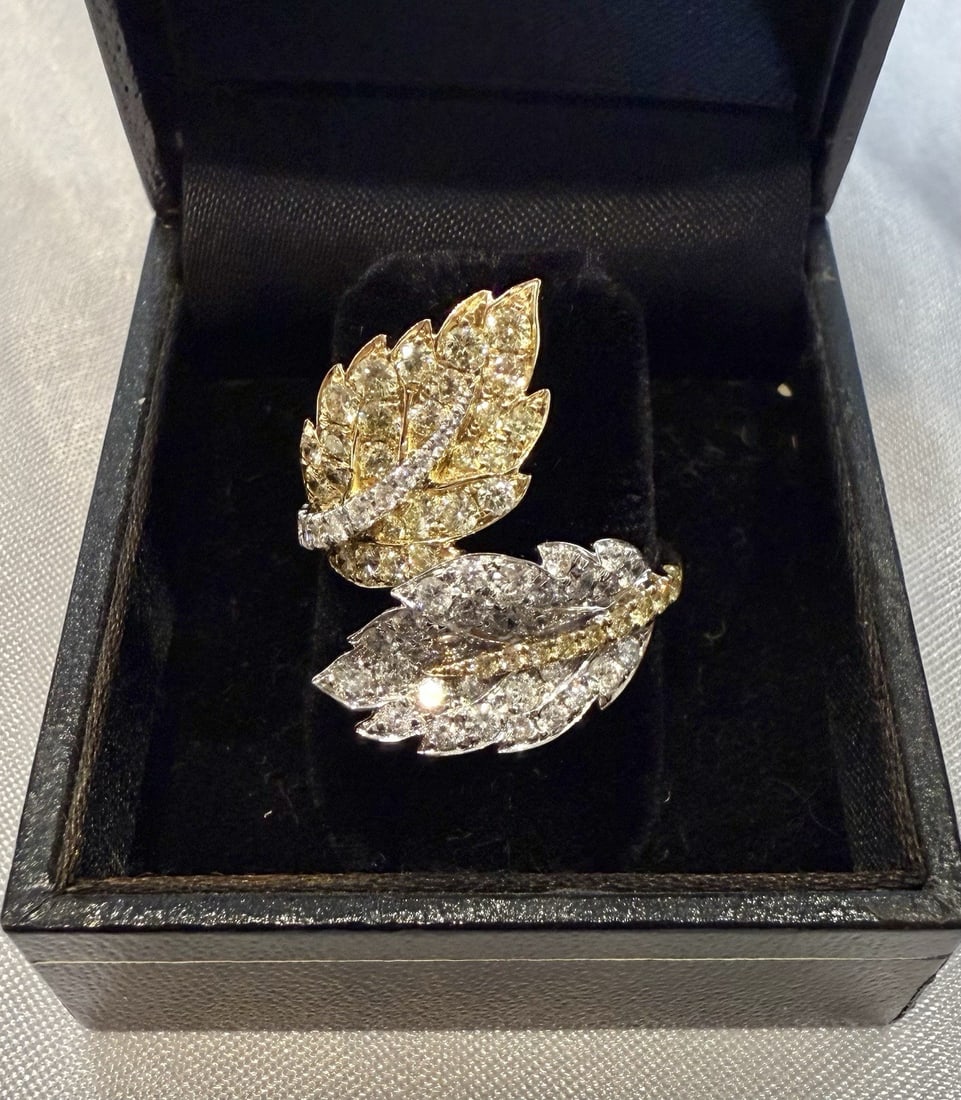 CJ French 14K Multi-Tone Gold Colored Diamond Ring Size 7: CJ French 14K Multi-Tone Gold Colored Diamond Ring Size 7 Discover this exquisite French ring, expertly crafted from 14k yellow and white gold. This stunning piece features a total of approximately 0.