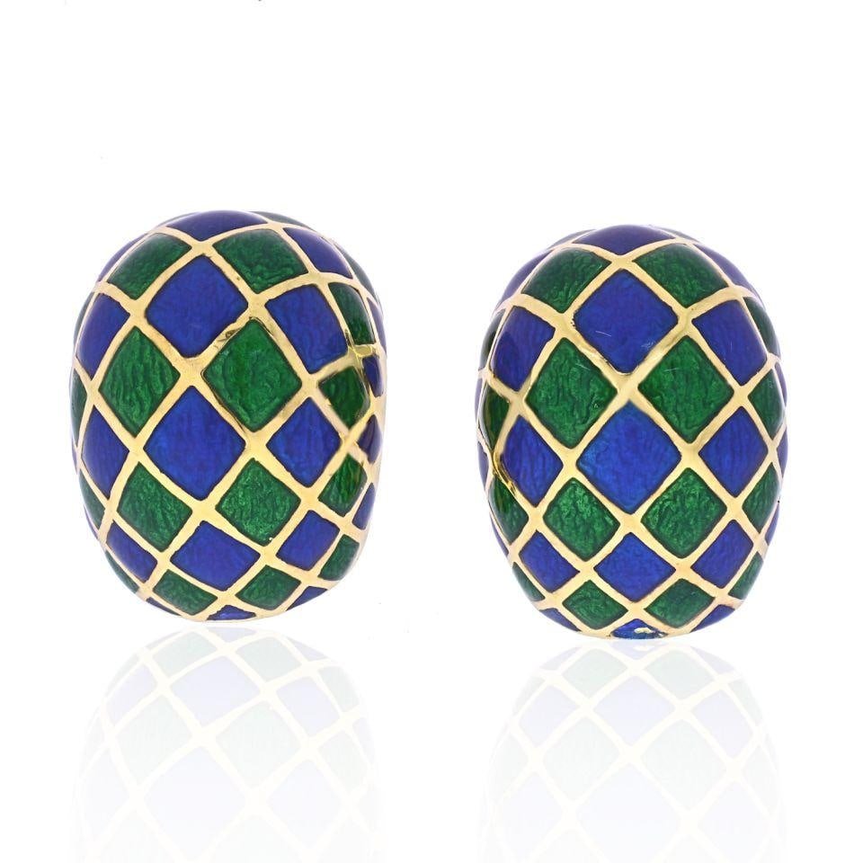 David Webb Platinum 18K Yellow Gold Checkerboard Enamel Clip-On Earrings: David Webb Platinum 18K Yellow Gold Checkerboard Enamel Clip-On Earrings These stunning David Webb earrings feature a luxurious combination of platinum and 18K yellow gold. Designed in a captivating c
