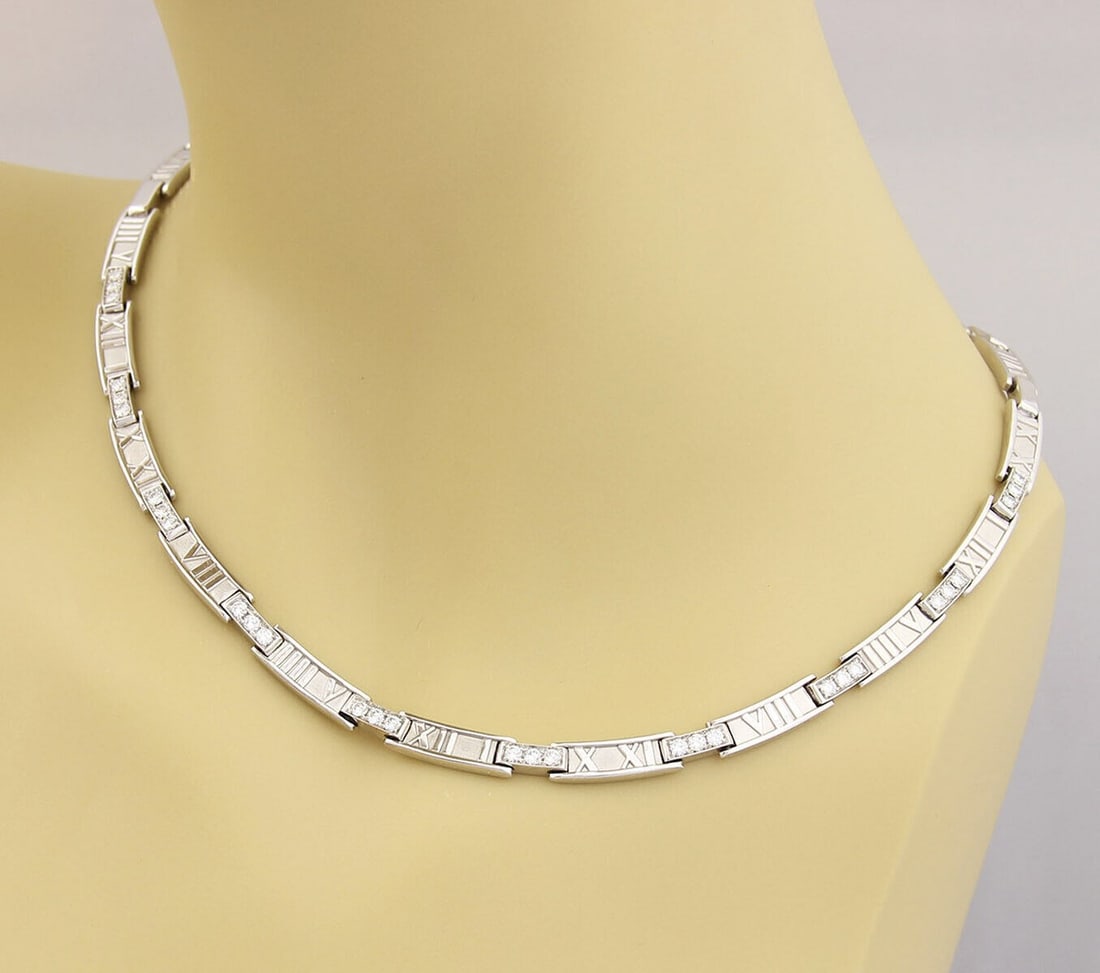 Tiffany & Co. Atlas Diamond Necklace 18k White Gold Signed: Tiffany & Co. Atlas Diamond Necklace 18k White Gold Signed Experience the elegance of the Tiffany & Co. Atlas Diamond Necklace, expertly crafted from 18k white gold. This stunning collar-style necklac