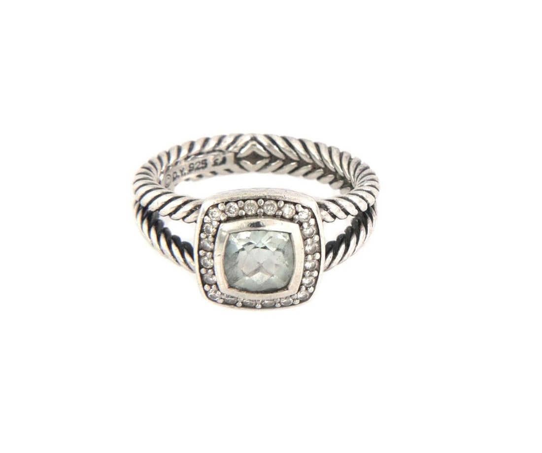 David Yurman Albion 925 Silver Cable Ring with Prasiolite and Diamonds: David Yurman Albion 925 Silver Cable Ring with Prasiolite and Diamonds Elevate your style with this exquisite David Yurman Albion ring, showcasing a stunning cushion-cut green prasiolite gemstone, mea