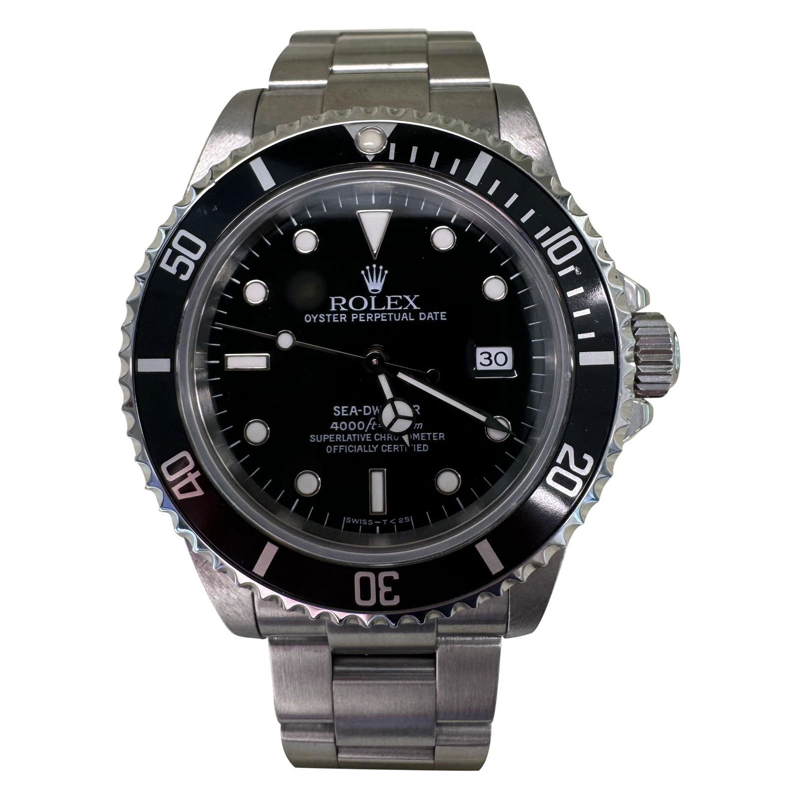 Rolex Sea-Dweller 16600 Automatic Stainless Steel Dive Watch: Rolex Sea-Dweller 16600 Automatic Stainless Steel Dive Watch Experience the iconic Rolex Sea-Dweller, a pinnacle of Swiss craftsmanship and design. This stunning timepiece features a durable stainless