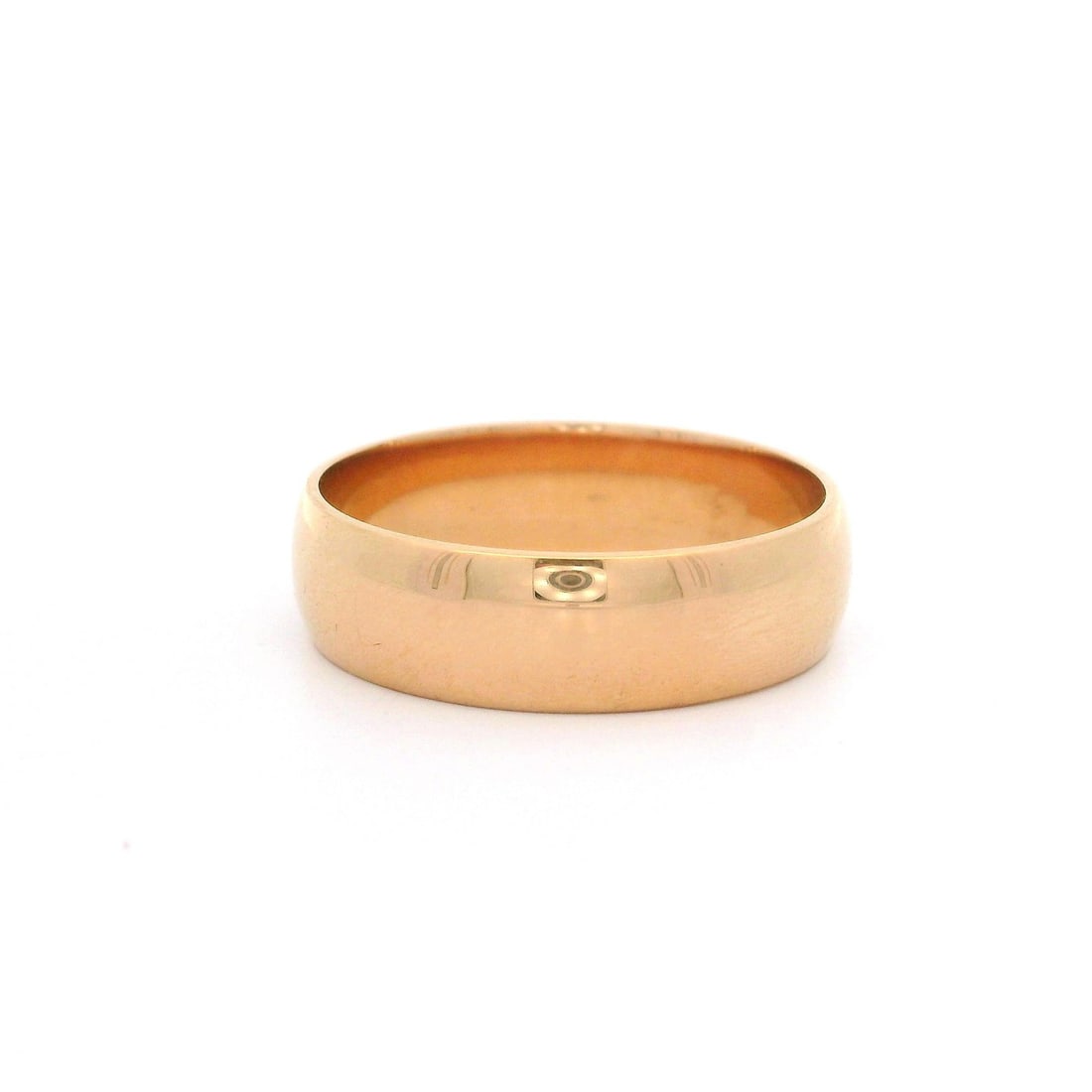 Vintage French 18k Rosy Yellow Gold Men's Wedding Band Ring 5.96mm: Vintage French 18k Rosy Yellow Gold Men's Wedding Band Ring 5.96mm This exquisite vintage French men's wedding band ring is crafted from solid 18k rosy yellow gold, showcasing a classic style that is