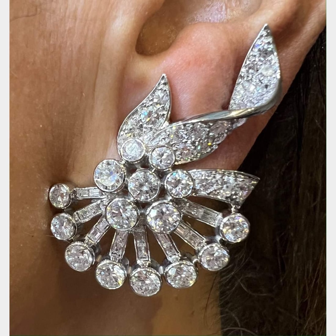 Art Deco Platinum Diamond Earrings 13.10 Ct with F-G Color VVS-VS Clarity: Art Deco Platinum Diamond Earrings 13.10 Ct with F-G Color VVS-VS Clarity These exquisite Art Deco earrings are crafted in platinum and showcase a stunning total diamond weight of 13.10 ct. They featu