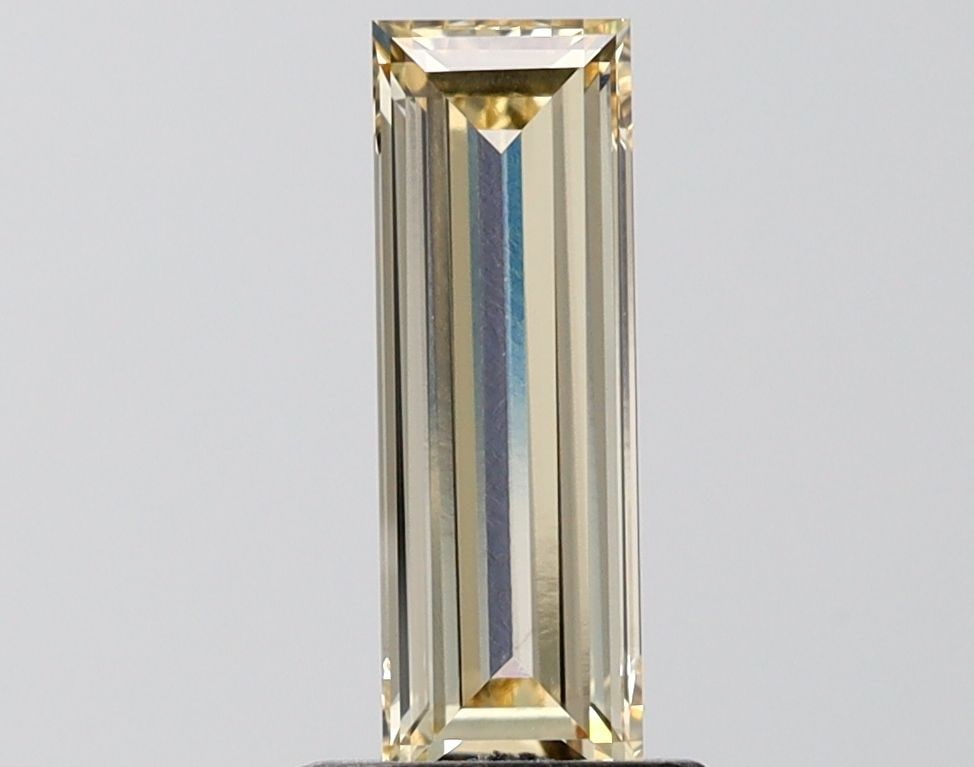 Loose Diamond - BAGUETTE 1.07ct S-T VVS1: Loose Diamond - BAGUETTE 1.07ct S-T VVS1 Source: This is a real non-mined Diamond that has been grown in a lab Shape: BAGUETTE Carats: 1.07 Color: S-T Certification: IGI Video:
