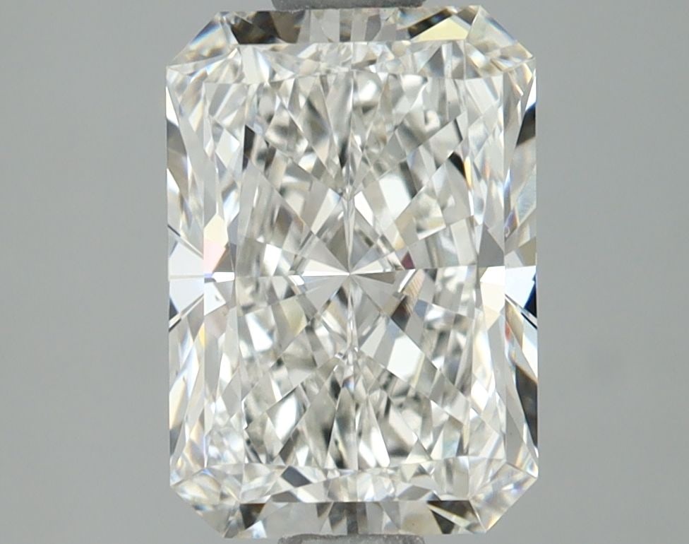 Loose Diamond - RADIANT 1.59ct F VVS2: Loose Diamond - RADIANT 1.59ct F VVS2 Source: This is a real non-mined Diamond that has been grown in a lab Shape: RADIANT Carats: 1.59 Color: F Clarity: VVS2 Certification: IGI Video: