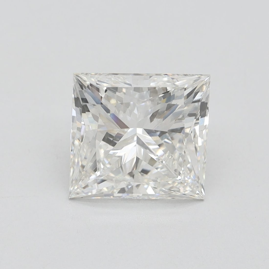 Loose Diamond - PRINCESS 3.01ct H VS1: Loose Diamond - PRINCESS 3.01ct H VS1 Source: This is a real non-mined Diamond that has been grown in a lab Shape: PRINCESS Carats: 3.01 Color: H Clarity: VS1 Certification: IGI Video: