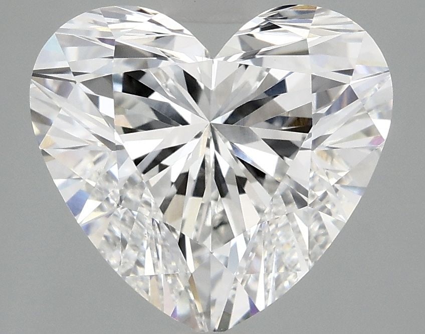 Loose Diamond - HEART 4.06ct E VVS2: Loose Diamond - HEART 4.06ct E VVS2 Source: This is a real non-mined Diamond that has been grown in a lab Shape: HEART Carats: 4.06 Color: E Clarity: VVS2 Certification: IGI Video: