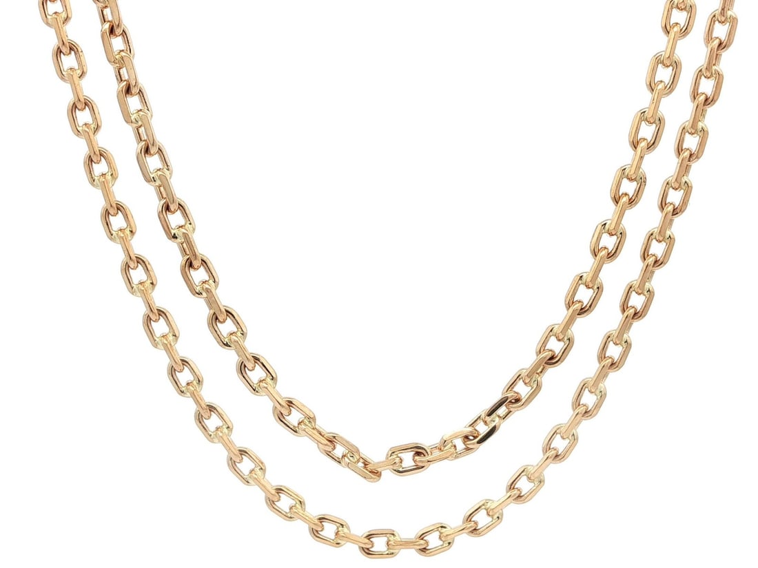 Unisex 14k Yellow Gold 22 Inch Beveled Cable Link Necklace: Unisex 14k Yellow Gold 22 Inch Beveled Cable Link Necklace This stunning unisex chain necklace features a solid 14k yellow gold construction with a beveled cable link design. Measuring 22 inches in le