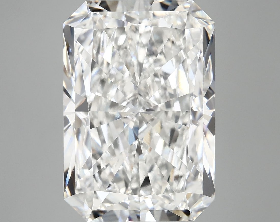 Loose Diamond - RADIANT 12.66ct F VVS2: Loose Diamond - RADIANT 12.66ct F VVS2 Source: This is a real non-mined Diamond that has been grown in a lab Shape: RADIANT Carats: 12.66 Color: F Clarity: VVS2 Certification: IGI Video: