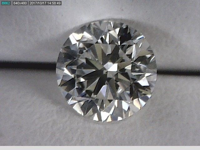 Loose Diamond - ROUND 0.71ct H VS1: Loose Diamond - ROUND 0.71ct H VS1 Source: Natural Shape: ROUND Carats: 0.71 Color: H Clarity: VS1 Certification: GIA The Diamond Depot Guarantee: All items in this auction are guaranteed to be 100% a