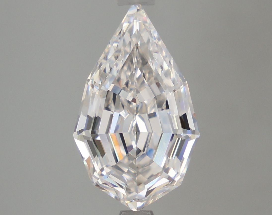 Loose Diamond - PEAR 3.05ct F VS1: Loose Diamond - PEAR 3.05ct F VS1 Source: This is a real non-mined Diamond that has been grown in a lab Shape: PEAR Carats: 3.05 Color: F Clarity: VS1 Certification: IGI Video: