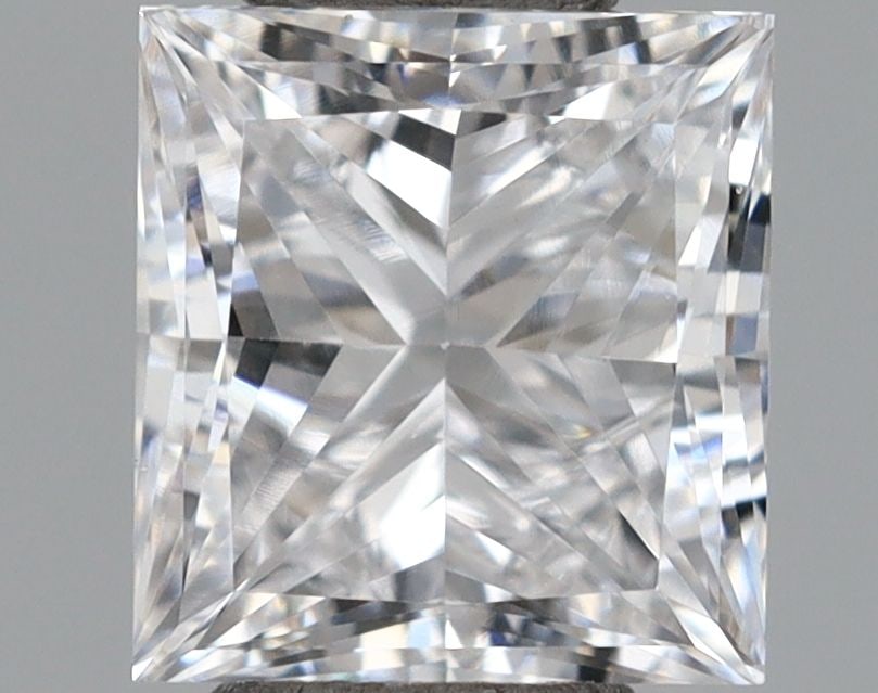 Loose Diamond - PRINCESS 0.72ct D VS1: Loose Diamond - PRINCESS 0.72ct D VS1 Source: This is a real non-mined Diamond that has been grown in a lab Shape: PRINCESS Carats: 0.72 Color: D Clarity: VS1 Certification: IGI Video: