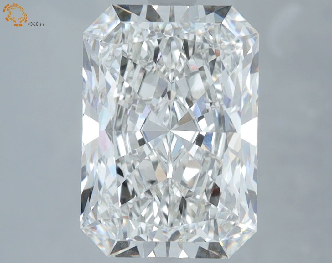 Loose Diamond - RADIANT 3.7ct G VVS2: Loose Diamond - RADIANT 3.7ct G VVS2 Source: This is a real non-mined Diamond that has been grown in a lab Shape: RADIANT Carats: 3.7 Color: G Clarity: VVS2 Certification: IGI Video: Video Link The