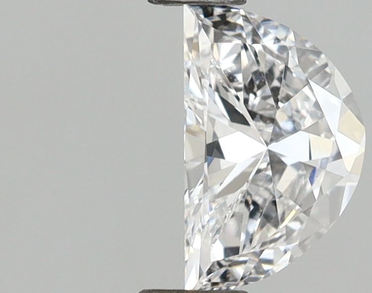 Loose Diamond - HALF MOON 0.37ct D VVS2: Loose Diamond - HALF MOON 0.37ct D VVS2 Source: This is a real non-mined Diamond that has been grown in a lab Shape: HALF MOON Carats: 0.37 Color: D Clarity: VVS2 Certification: IGI Video: Video
