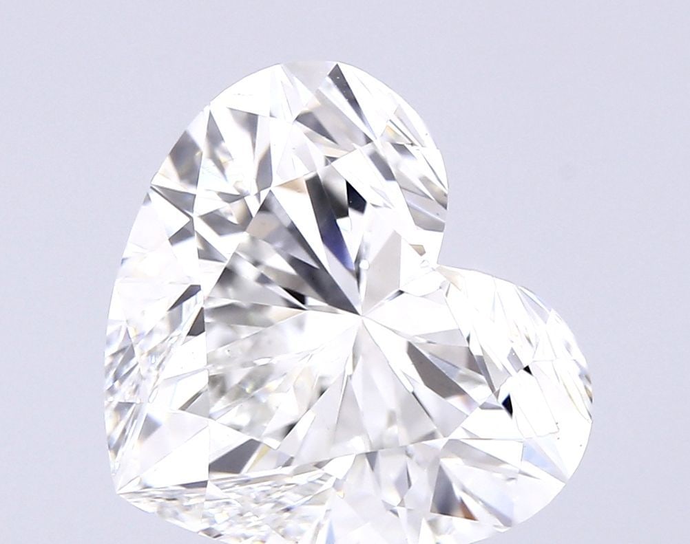 Loose Diamond - HEART 4.63ct F VS1: Loose Diamond - HEART 4.63ct F VS1 Source: This is a real non-mined Diamond that has been grown in a lab Shape: HEART Carats: 4.63 Color: F Clarity: VS1 Certification: IGI Video: