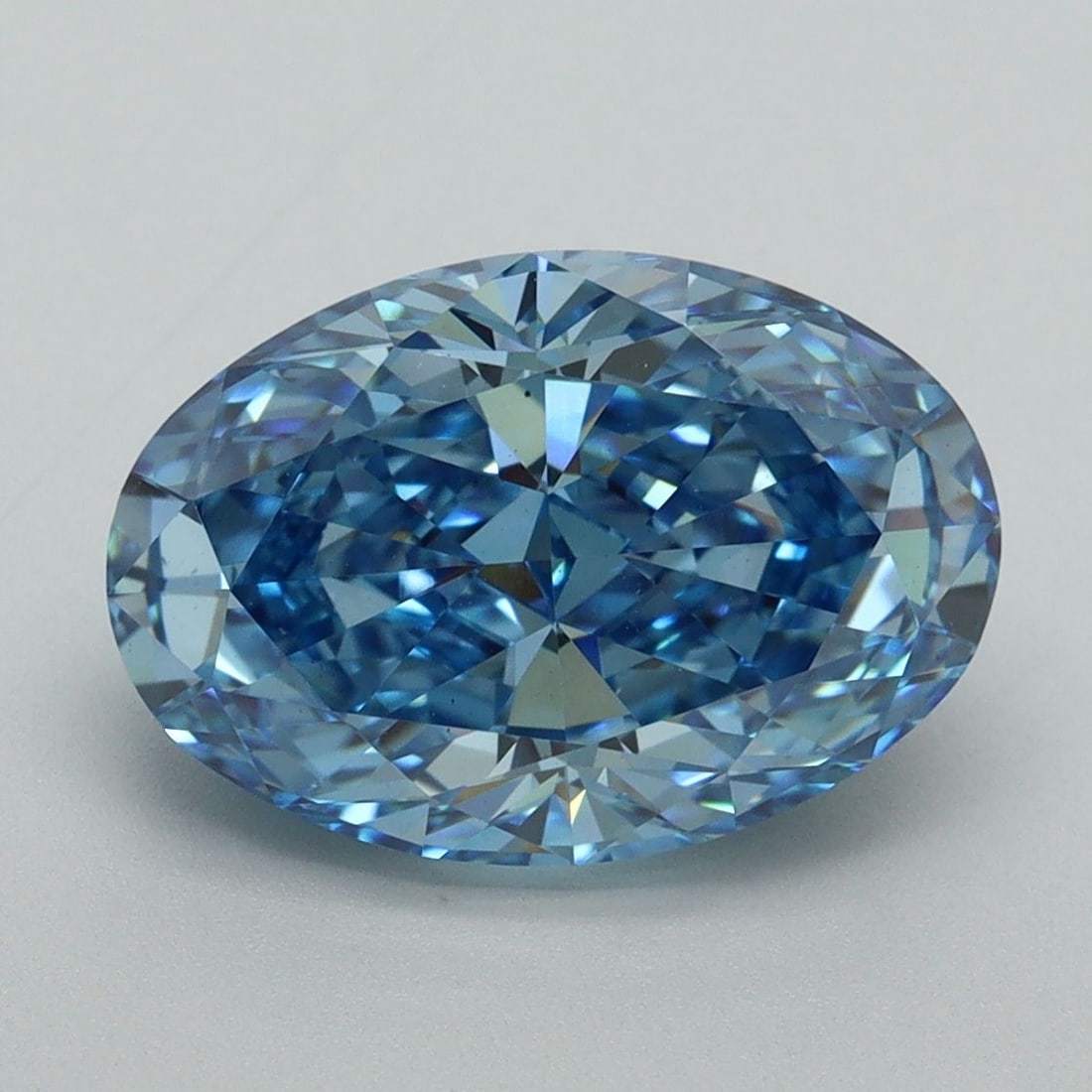 Loose Diamond - OVAL 3.76ct Fancy Vivid Blue VS1: Loose Diamond - OVAL 3.76ct Fancy Vivid Blue VS1 Source: This is a real non-mined Diamond that has been grown in a lab Shape: OVAL Carats: 3.76 Color: Fancy Vivid Blue Certification: IGI Video: