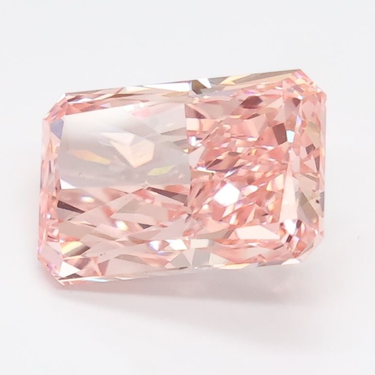 Loose Diamond - RADIANT 2.75ct Fancy Vivid Pink VS1: Loose Diamond - RADIANT 2.75ct Fancy Vivid Pink VS1 Source: This is a real non-mined Diamond that has been grown in a lab Shape: RADIANT Carats: 2.75 Color: Fancy Vivid Pink Certification: IGI Video: