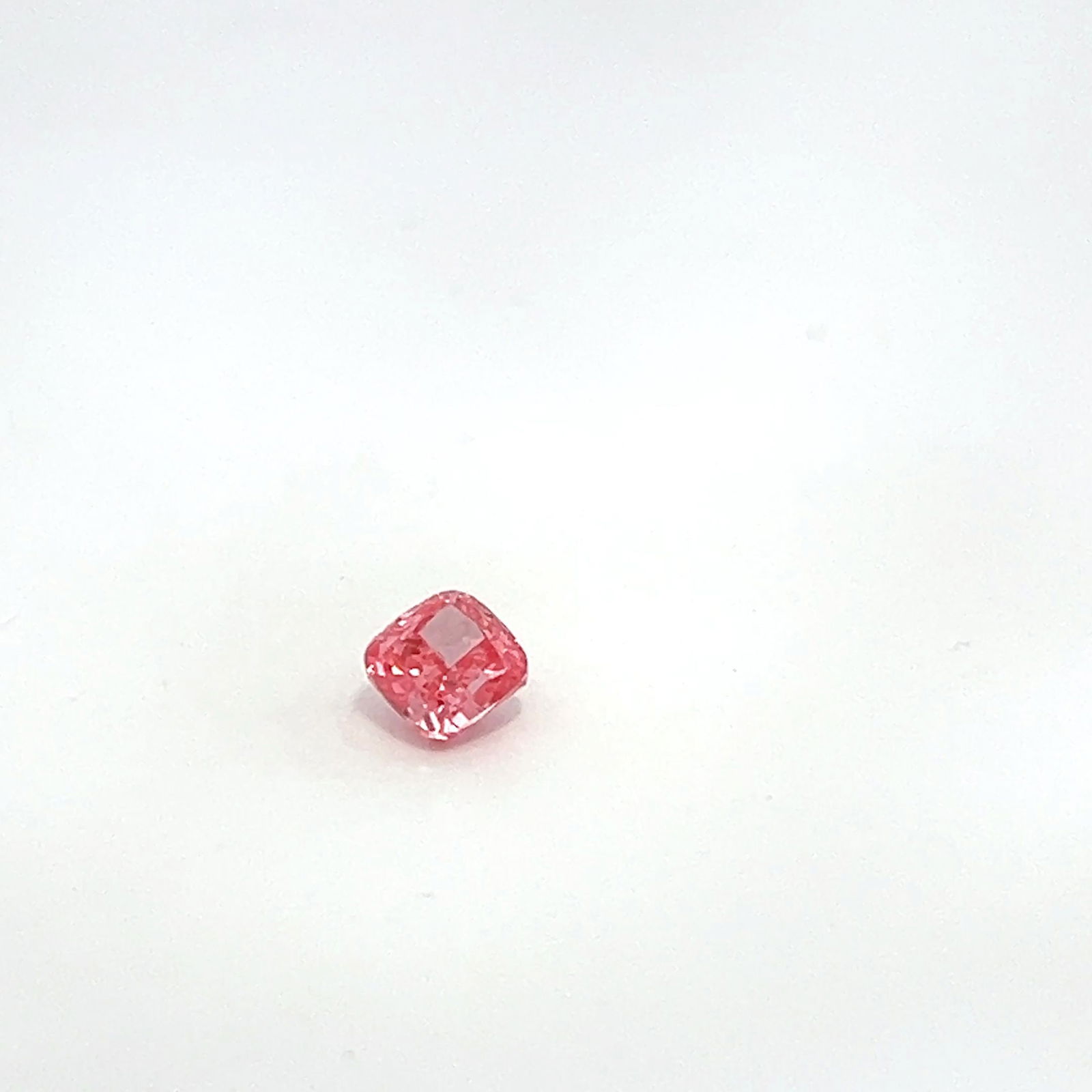 Loose Diamond - CUSHION BRILLIANT 1.07ct Fancy Pink VS2: Loose Diamond - CUSHION BRILLIANT 1.07ct Fancy Pink VS2 Source: This is a real non-mined Diamond that has been grown in a lab Shape: CUSHION BRILLIANT Carats: 1.07 Color: Fancy Pink Certification: NON