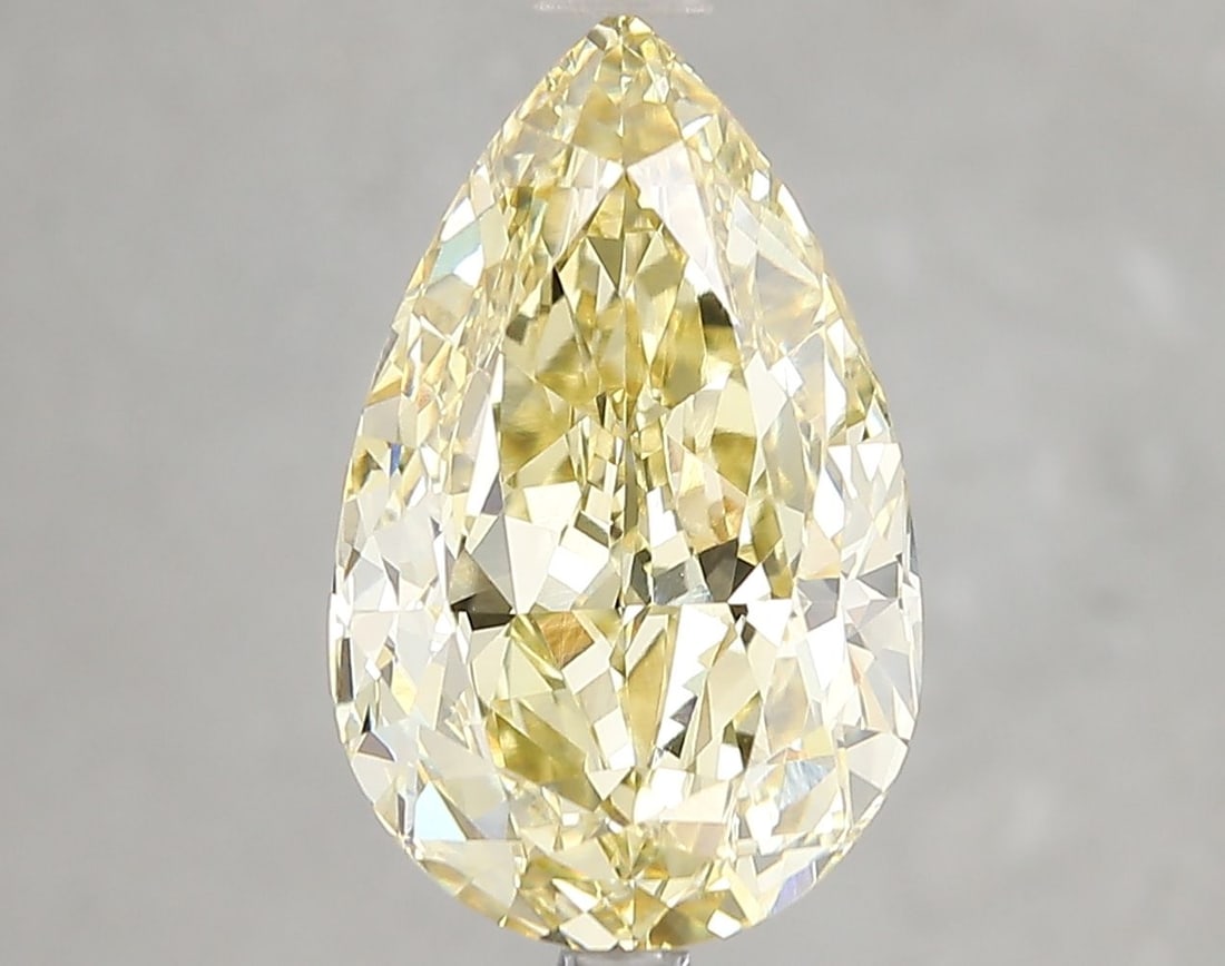 Loose Diamond - PEAR 5.02ct Fancy Intense Yellow VVS2: Loose Diamond - PEAR 5.02ct Fancy Intense Yellow VVS2 Source: This is a real non-mined Diamond that has been grown in a lab Shape: PEAR Carats: 5.02 Color: Fancy Intense Yellow Certification: IGI Vide
