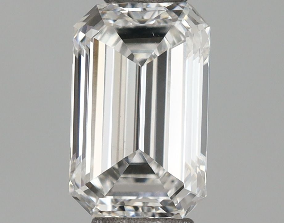 Loose Diamond - EMERALD 0.7ct E VS1 (1 of 1)