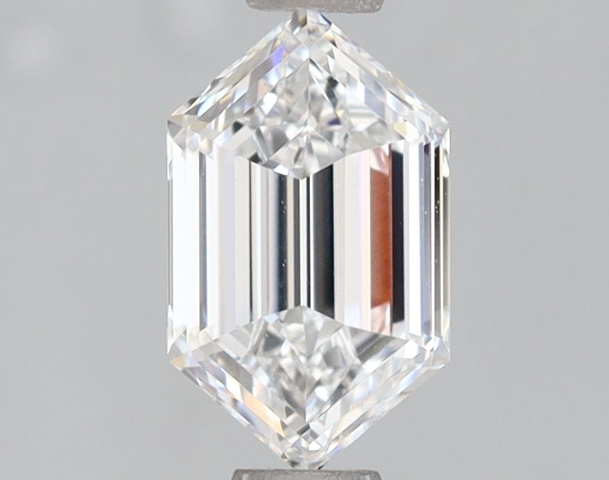 Loose Diamond - HEXAGONAL 0.96ct E VS1: Loose Diamond - HEXAGONAL 0.96ct E VS1 Source: This is a real non-mined Diamond that has been grown in a lab Shape: HEXAGONAL Carats: 0.96 Color: E Clarity: VS1 Certification: IGI Video: