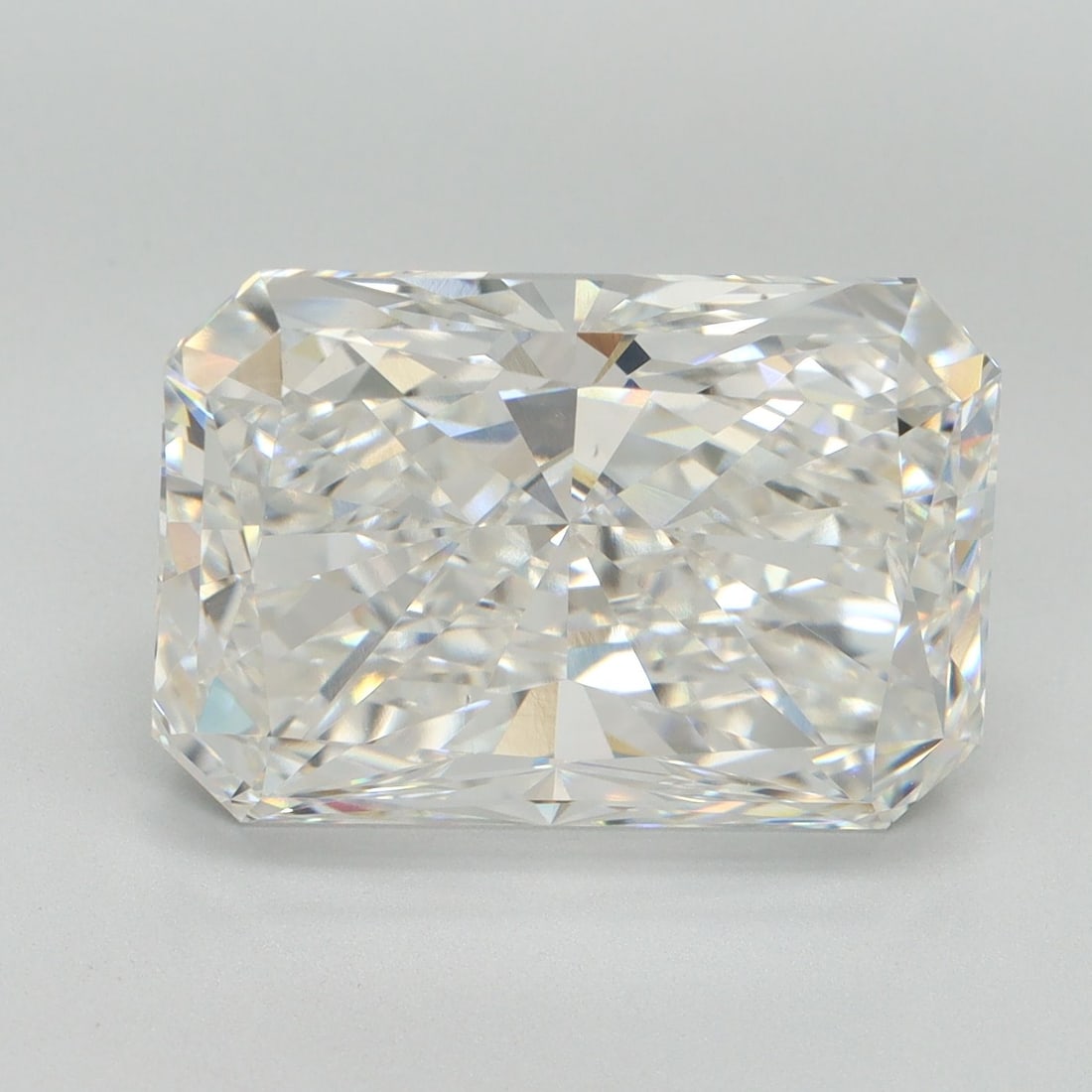 Loose Diamond - RADIANT 10.03ct F VS1: Loose Diamond - RADIANT 10.03ct F VS1 Source: This is a real non-mined Diamond that has been grown in a lab Shape: RADIANT Carats: 10.03 Color: F Clarity: VS1 Certification: IGI Video: