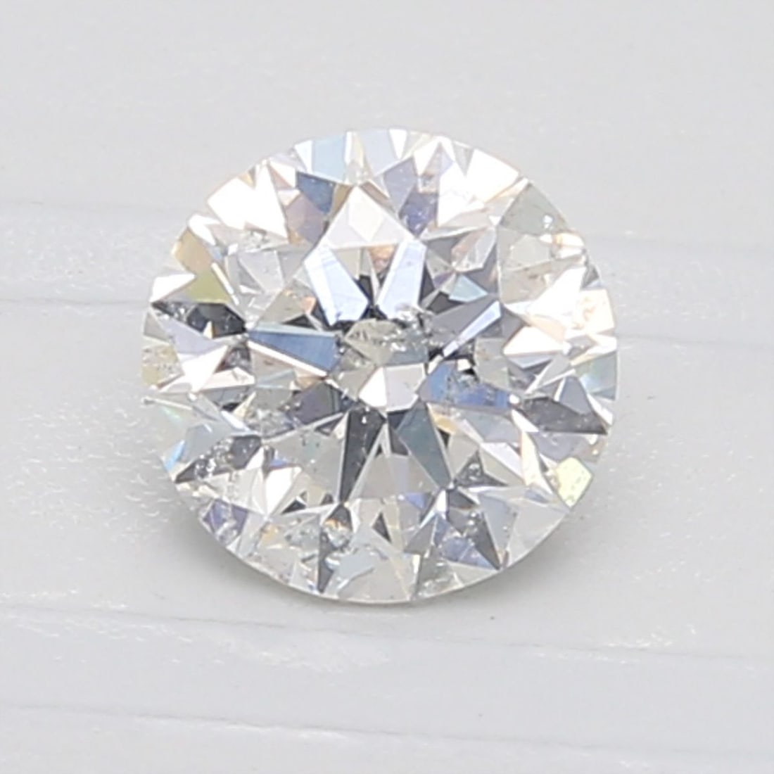 Loose Diamond - ROUND 0.9ct F I1: Loose Diamond - ROUND 0.9ct F I1 Source: Natural Shape: ROUND Carats: 0.9 Color: F Clarity: I1 Certification: GIA Video:
