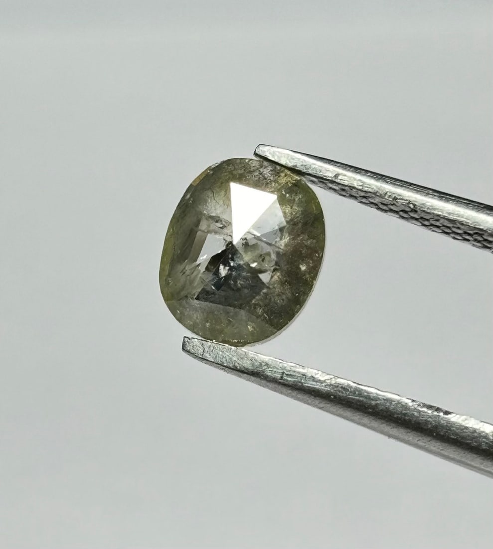 Loose Diamond - OVAL 0.71ct Fancy Salt and Pepper I3: Loose Diamond - OVAL 0.71ct Fancy Salt and Pepper I3 Source: Natural Shape: OVAL Carats: 0.71 Color: Fancy Salt and Pepper Certification: NONE The Diamond Depot Guarantee: All items in this auction ar