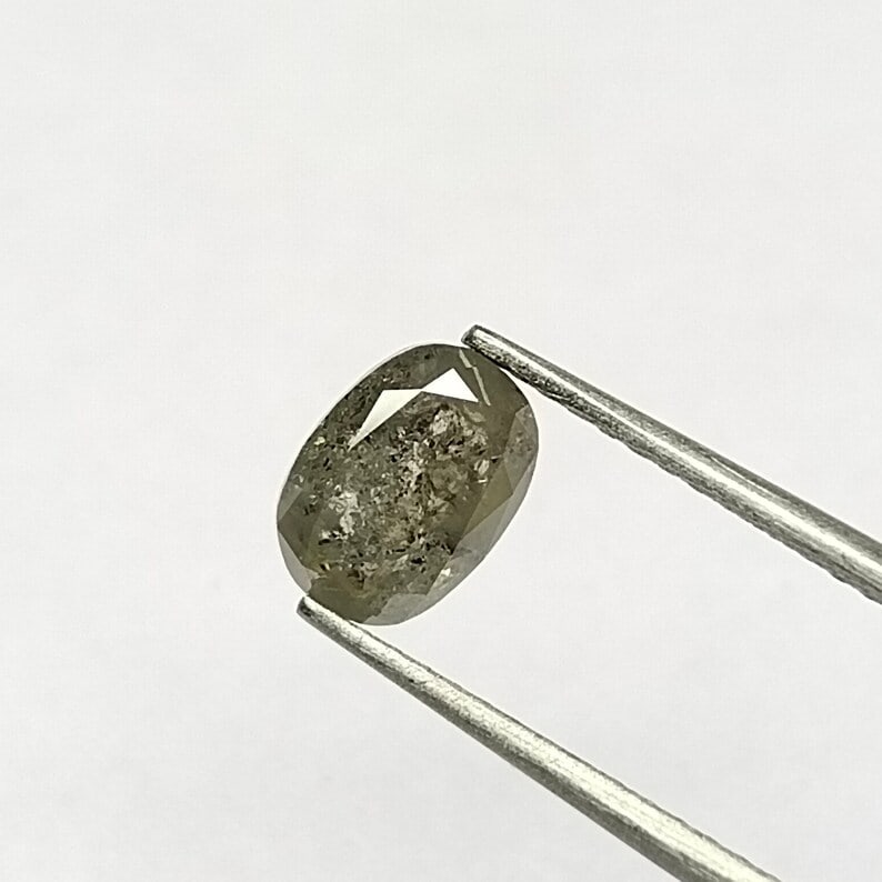 Loose Diamond - OVAL 0.92ct Fancy Salt and Pepper I3: Loose Diamond - OVAL 0.92ct Fancy Salt and Pepper I3 Source: Natural Shape: OVAL Carats: 0.92 Color: Fancy Salt and Pepper Certification: NONE The Diamond Depot Guarantee: All items in this