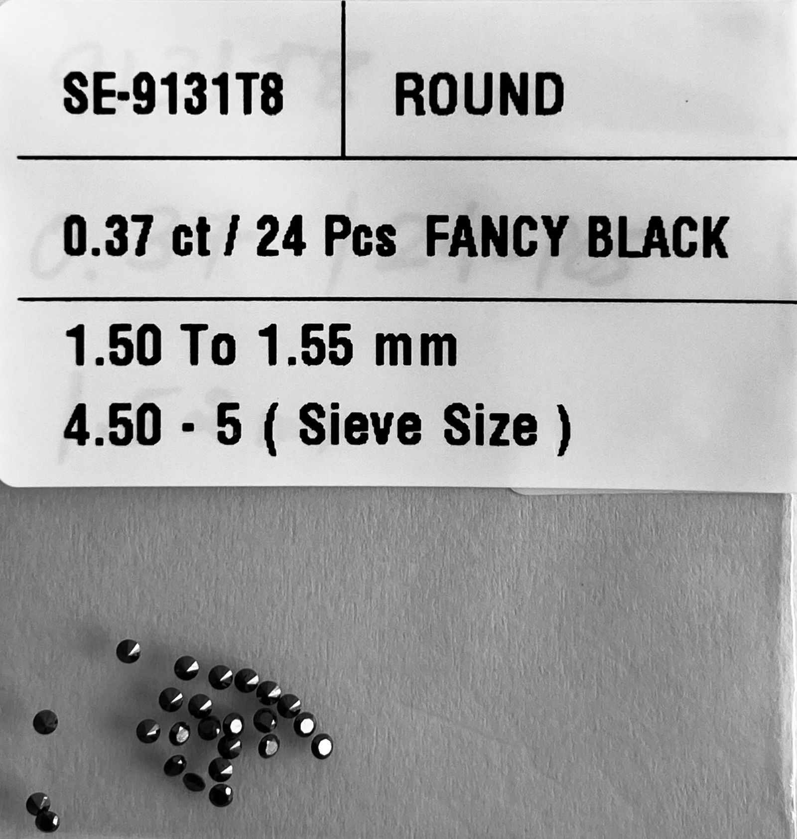 Loose Diamond - ROUND 0.37ct Fancy Black VVS2: Loose Diamond - ROUND 0.37ct Fancy Black VVS2 Source: Natural Shape: ROUND Carats: 0.37 Color: Fancy Black Certification: NONE The Diamond Depot Guarantee: All items in this auction are guaranteed to