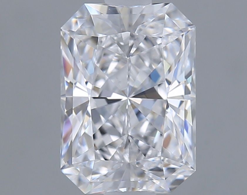 Loose Diamond - RADIANT 0.95ct D VS1: Loose Diamond - RADIANT 0.95ct D VS1 Source: This is a real non-mined Diamond that has been grown in a lab Shape: RADIANT Carats: 0.95 Color: D Clarity: VS1 Certification: IGI Video: