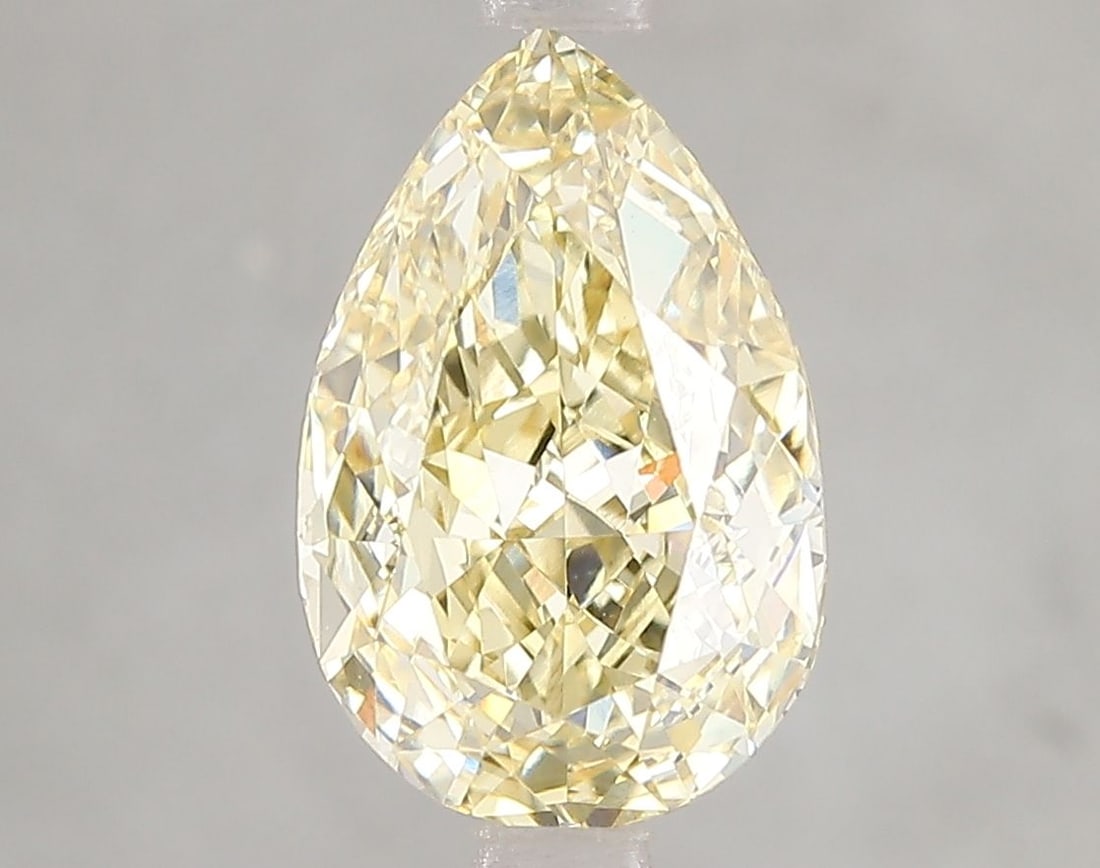 Loose Diamond - PEAR 3.09ct Fancy Intense Yellow VS1: Loose Diamond - PEAR 3.09ct Fancy Intense Yellow VS1 Source: This is a real non-mined Diamond that has been grown in a lab Shape: PEAR Carats: 3.09 Color: Fancy Intense Yellow Certification: IGI Video