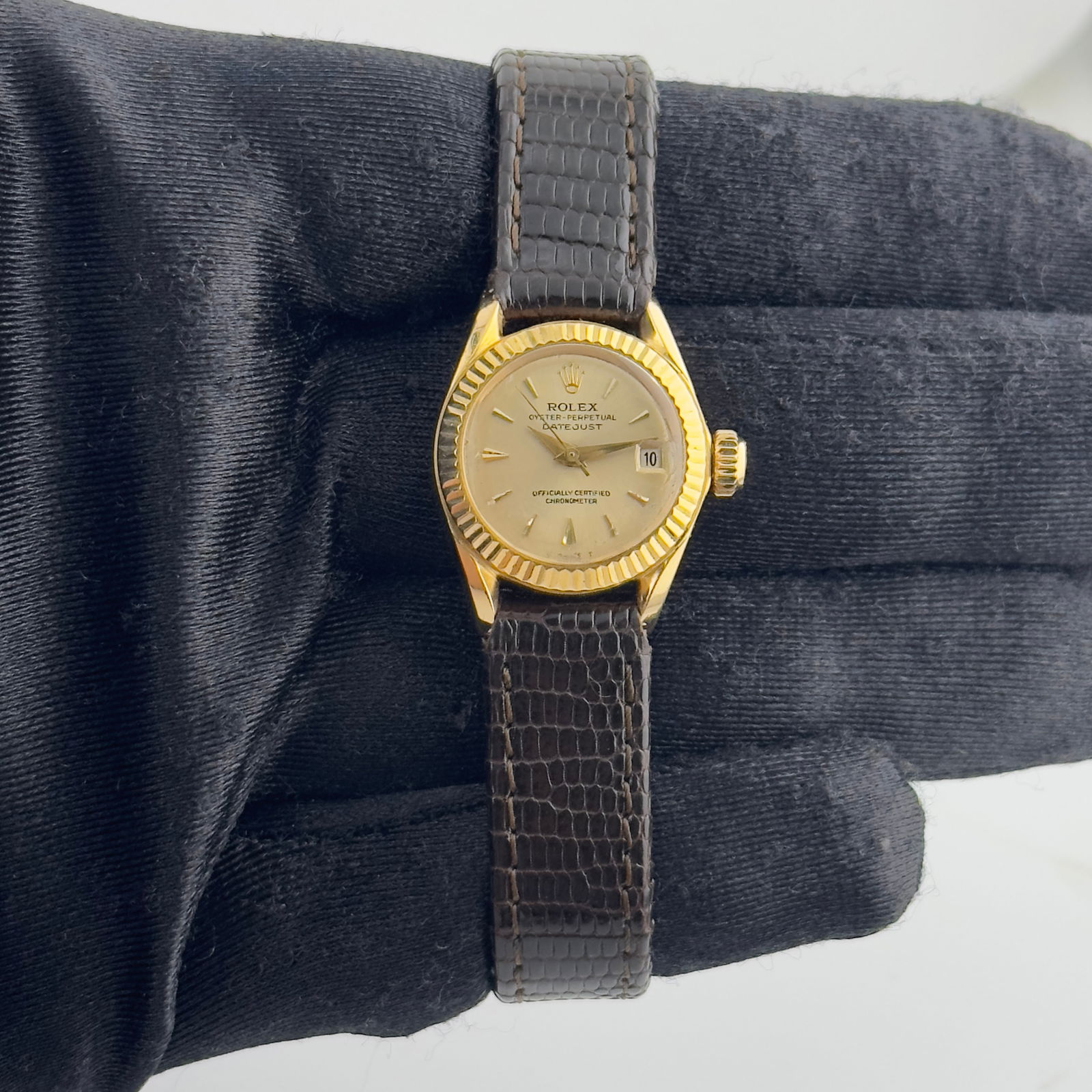 Ladies Datejust Ref 6531 Wristwatch with Champagne Dial and Brown Leather Strap (1 of 3)