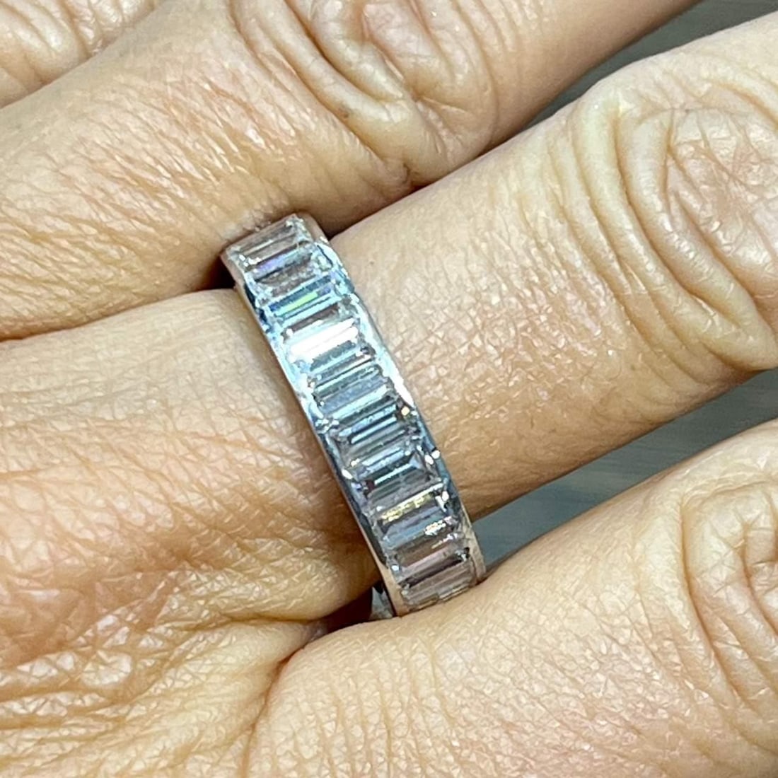 Platinum Wedding Band with 26 Emerald Cut Diamonds 9.00 Ct F-G VVS-VS (1 of 4)