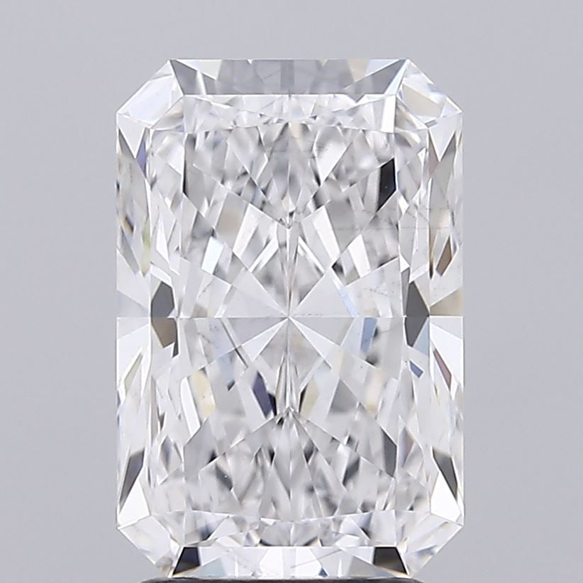Loose Diamond - RADIANT 2.8ct D VS2: Loose Diamond - RADIANT 2.8ct D VS2 Source: This is a real non-mined Diamond that has been grown in a lab Shape: RADIANT Carats: 2.8 Color: D Clarity: VS2 Certification: IGI Video: