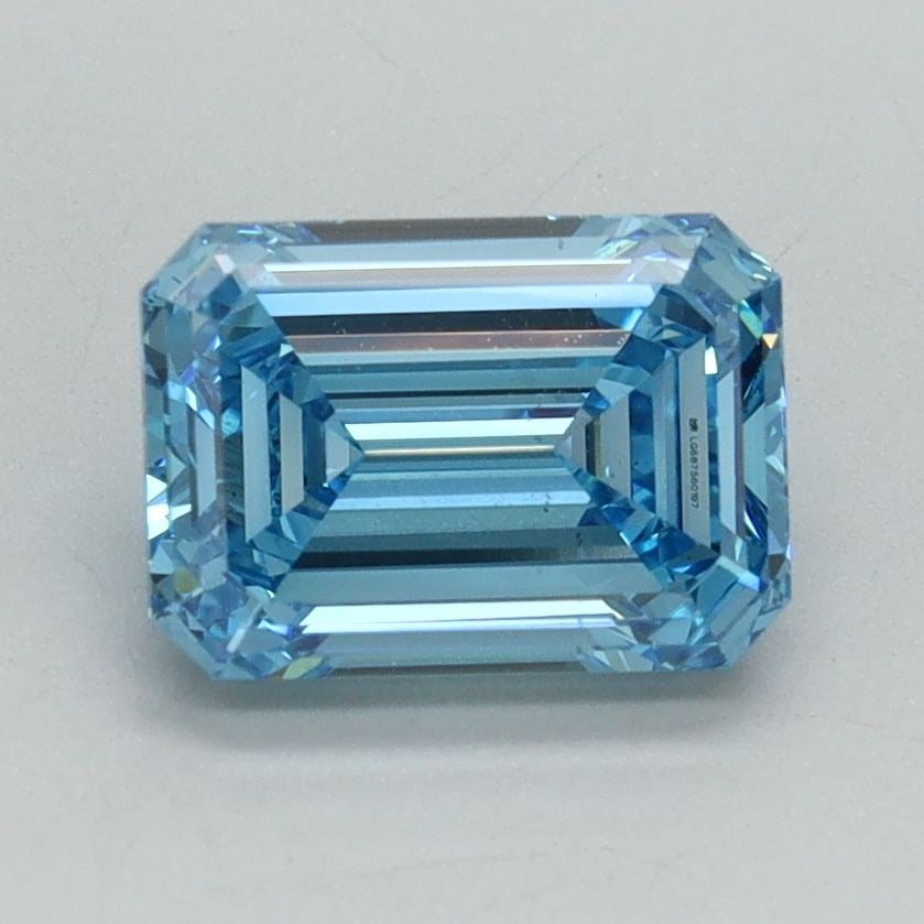 Loose Diamond - EMERALD 1.64ct Fancy Vivid Blue VS2: Loose Diamond - EMERALD 1.64ct Fancy Vivid Blue VS2 Source: This is a real non-mined Diamond that has been grown in a lab Shape: EMERALD Carats: 1.64 Color: Fancy Vivid Blue Certification: IGI