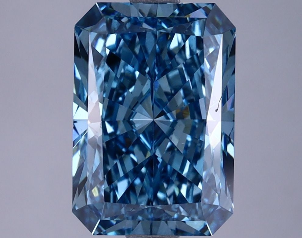 Loose Diamond - RADIANT 3.1ct Fancy Vivid Blue VS1: Loose Diamond - RADIANT 3.1ct Fancy Vivid Blue VS1 Source: This is a real non-mined Diamond that has been grown in a lab Shape: RADIANT Carats: 3.1 Color: Fancy Vivid Blue Certification: IGI Video: