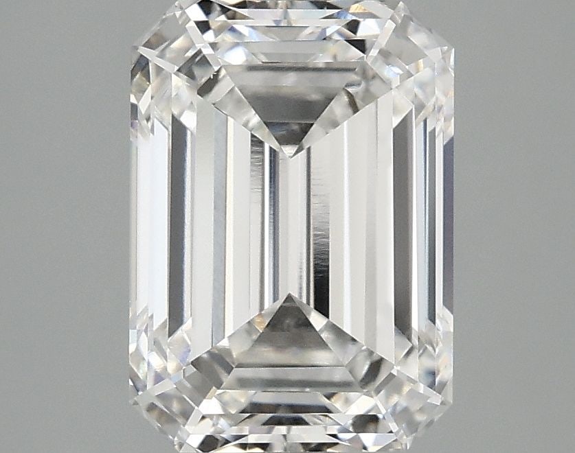 Loose Diamond - EMERALD 3.03ct F VVS2: Loose Diamond - EMERALD 3.03ct F VVS2 Source: This is a real non-mined Diamond that has been grown in a lab Shape: EMERALD Carats: 3.03 Color: F Clarity: VVS2 Certification: IGI Video: