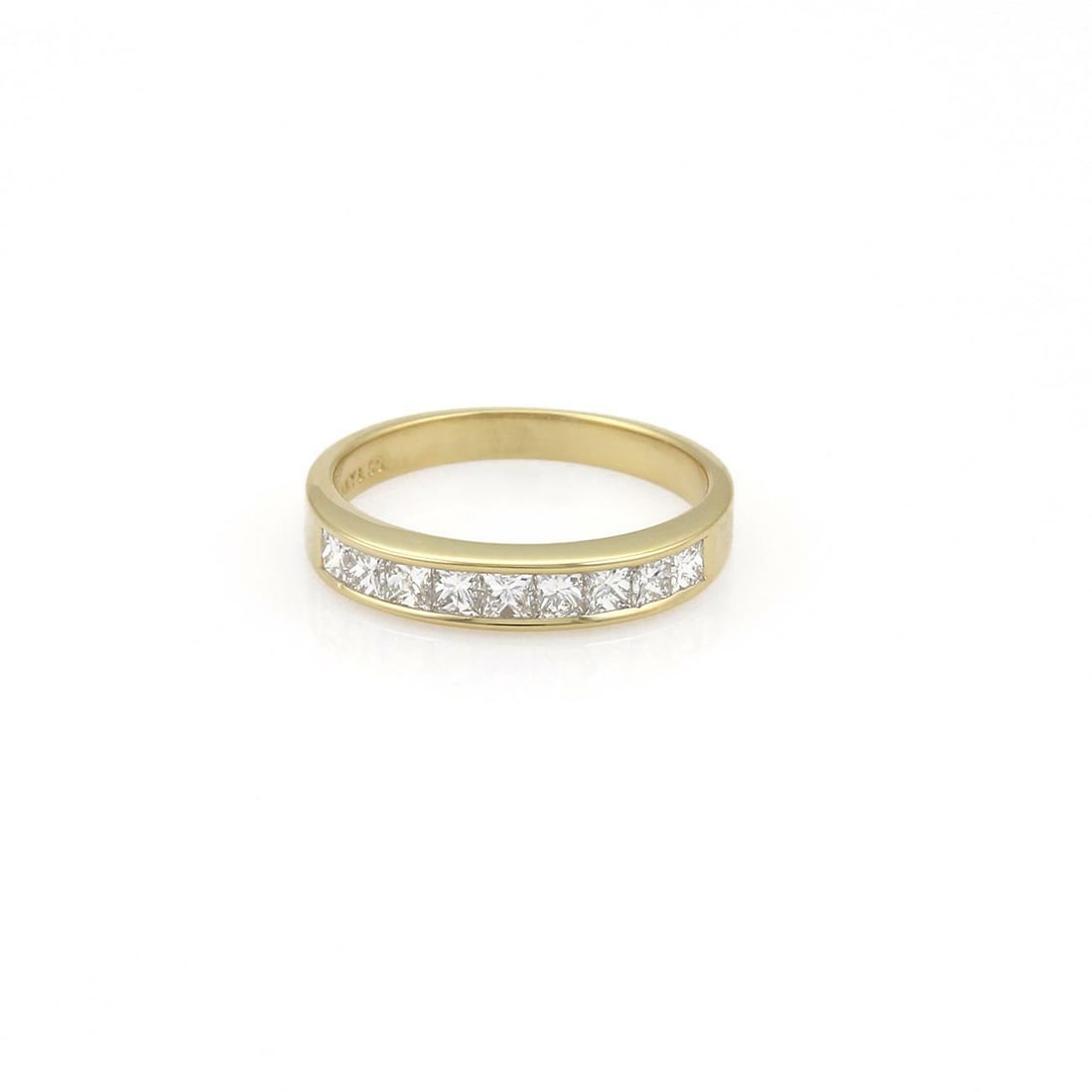 Tiffany & Co. 18k Yellow Gold Princess Cut Diamond Ring: Tiffany & Co. 18k Yellow Gold Princess Cut Diamond Ring Elevate your jewelry collection with this exquisite authentic band ring from Tiffany & Co. Crafted from luxurious 18k yellow gold with a polishe