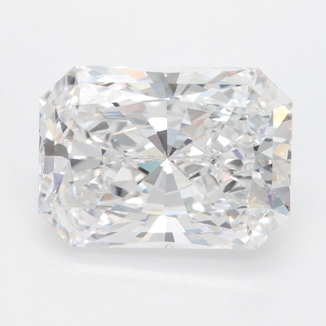 Loose Diamond - RADIANT 3.47ct D VVS1: Loose Diamond - RADIANT 3.47ct D VVS1 Source: This is a real non-mined Diamond that has been grown in a lab Shape: RADIANT Carats: 3.47 Color: D Clarity: VVS1 Certification: IGI Video: