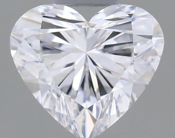 Loose Diamond - HEART 0.34ct D VS2: Loose Diamond - HEART 0.34ct D VS2 Source: This is a real non-mined Diamond that has been grown in a lab Shape: HEART Carats: 0.34 Color: D Clarity: VS2 Certification: IGI Video: