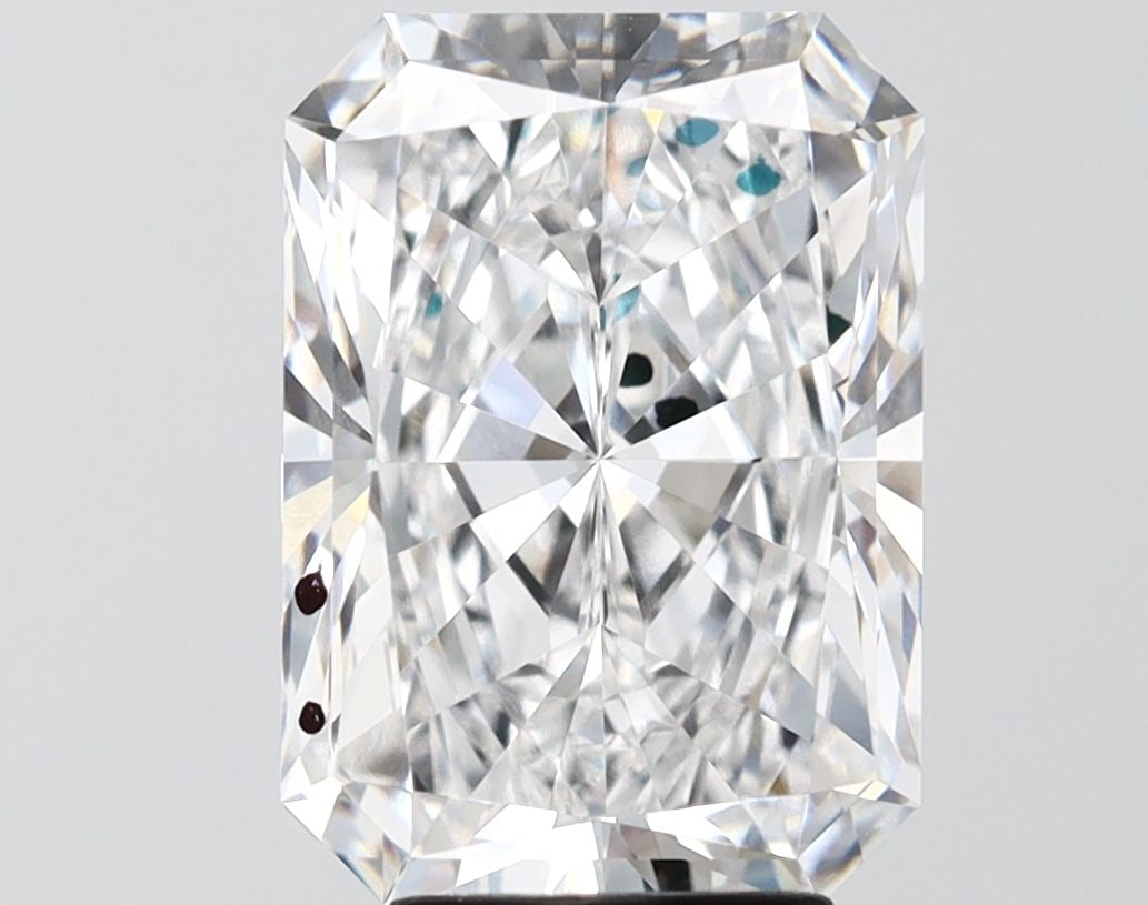 Loose Diamond - RADIANT 5.02ct D VVS1: Loose Diamond - RADIANT 5.02ct D VVS1 Source: This is a real non-mined Diamond that has been grown in a lab Shape: RADIANT Carats: 5.02 Color: D Clarity: VVS1 Certification: IGI Video: