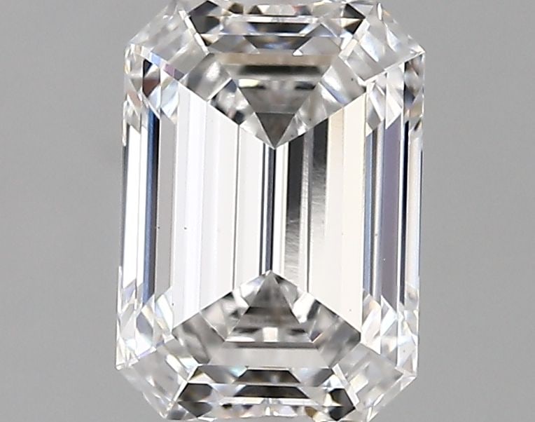 Loose Diamond - EMERALD 2.15ct D VS1: Loose Diamond - EMERALD 2.15ct D VS1 Source: This is a real non-mined Diamond that has been grown in a lab Shape: EMERALD Carats: 2.15 Color: D Clarity: VS1 Certification: IGI Video: Video Link The